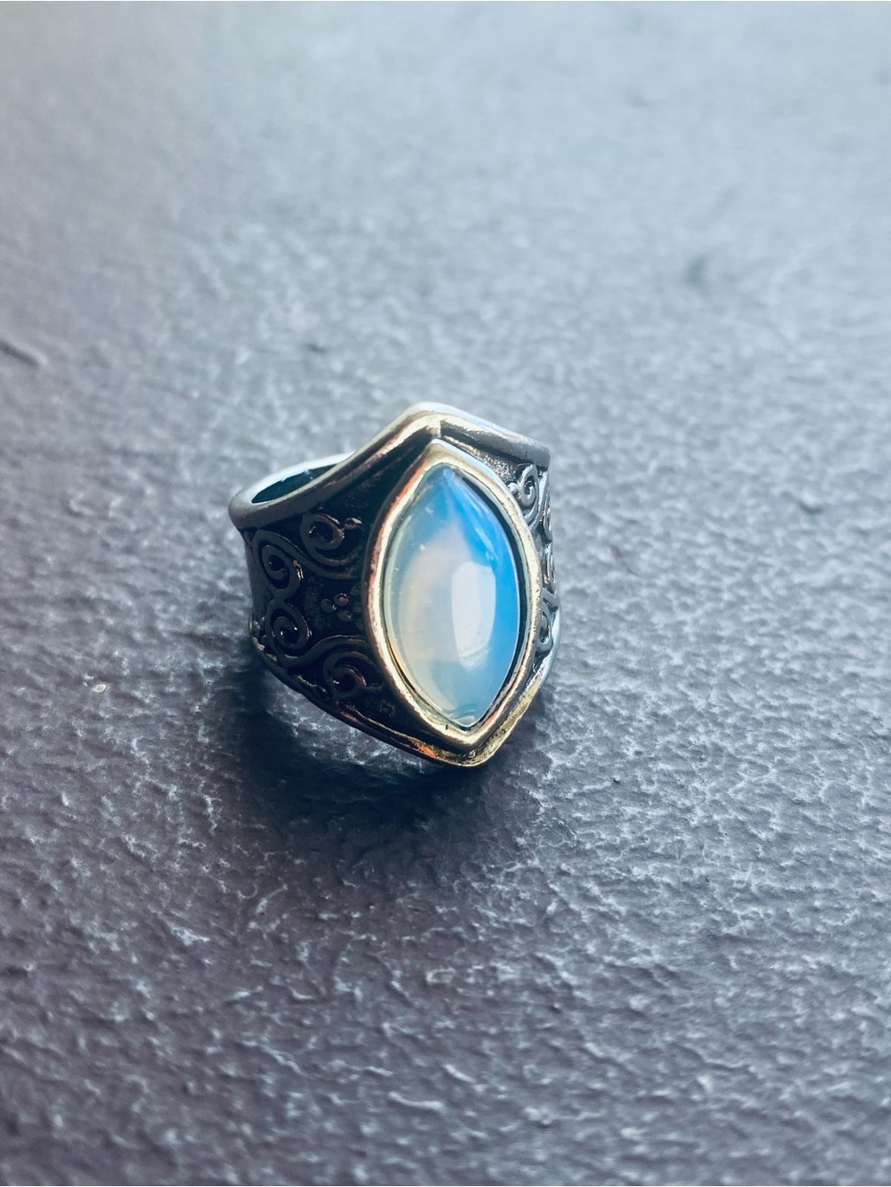 Tibetan Silver Filigree Statement Ring w/ an Imitation Opalescent Stone Size: 6